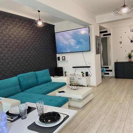 Peacock Apartament- Stefan Building Apartment Năvodari Екстериор снимка